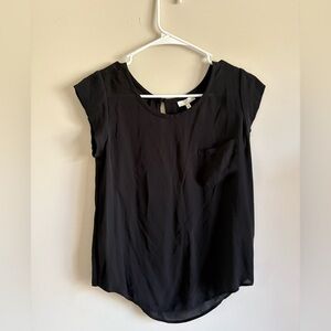 Joie silk cap sleeve top with keyhole neck in back